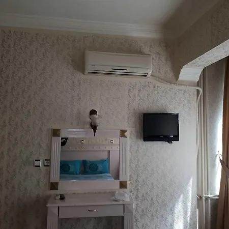 Antik Hotel 3*